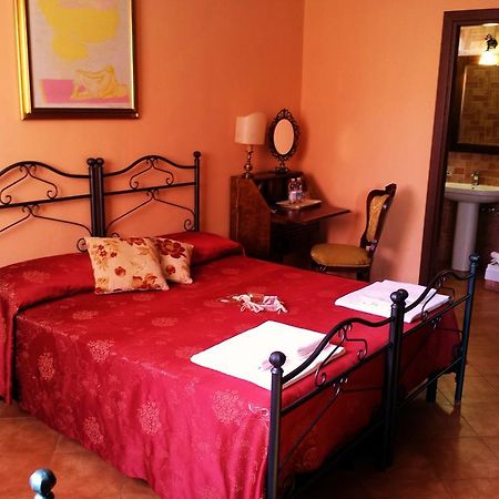 B&B De Nuce Maga Benevento Habitación foto